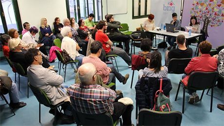 María Reimóndez e Olalla Rodil no acto sobre os ventres de algueiro.
