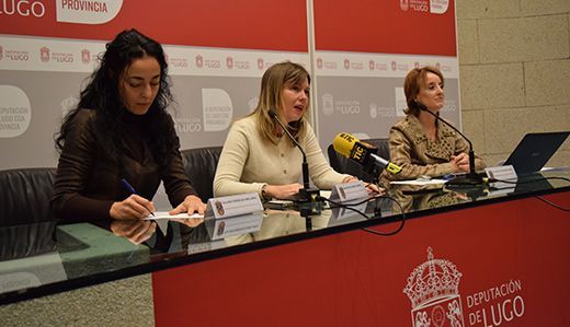 González, García e Fernández presentando o VIII Premio Integración social 2017