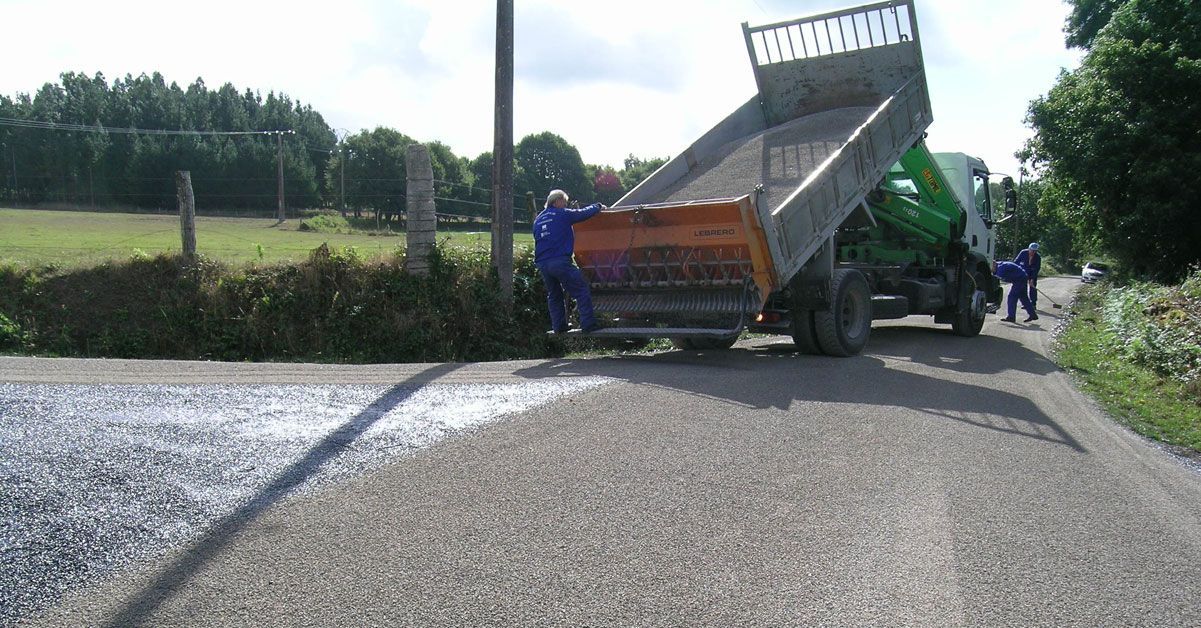 obras caminos rural friol