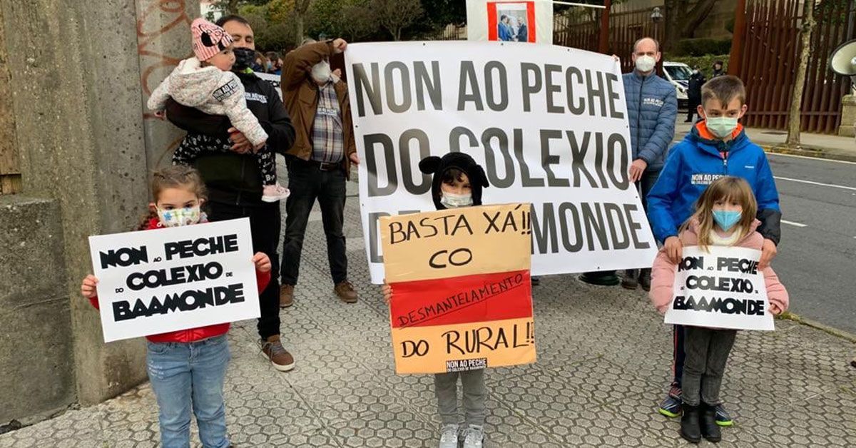 protesta santiago colexio baamonde