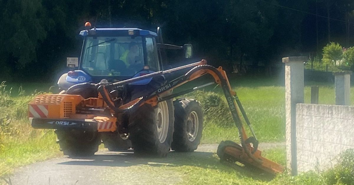 tractor roza cunetas