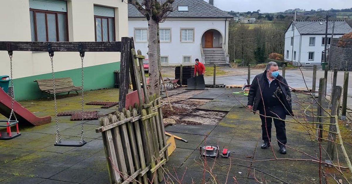 obras parque infantil bretona pastoriza