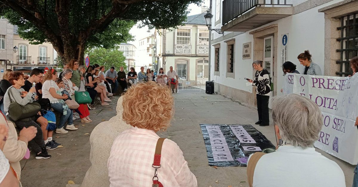 concentracion silenciosa repulsa asasinato oia vilalba