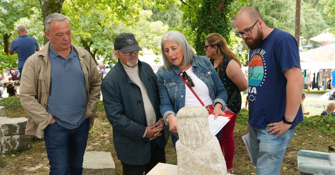 Feira-da-Cantería,-Callos-e-Artesanía-Parga