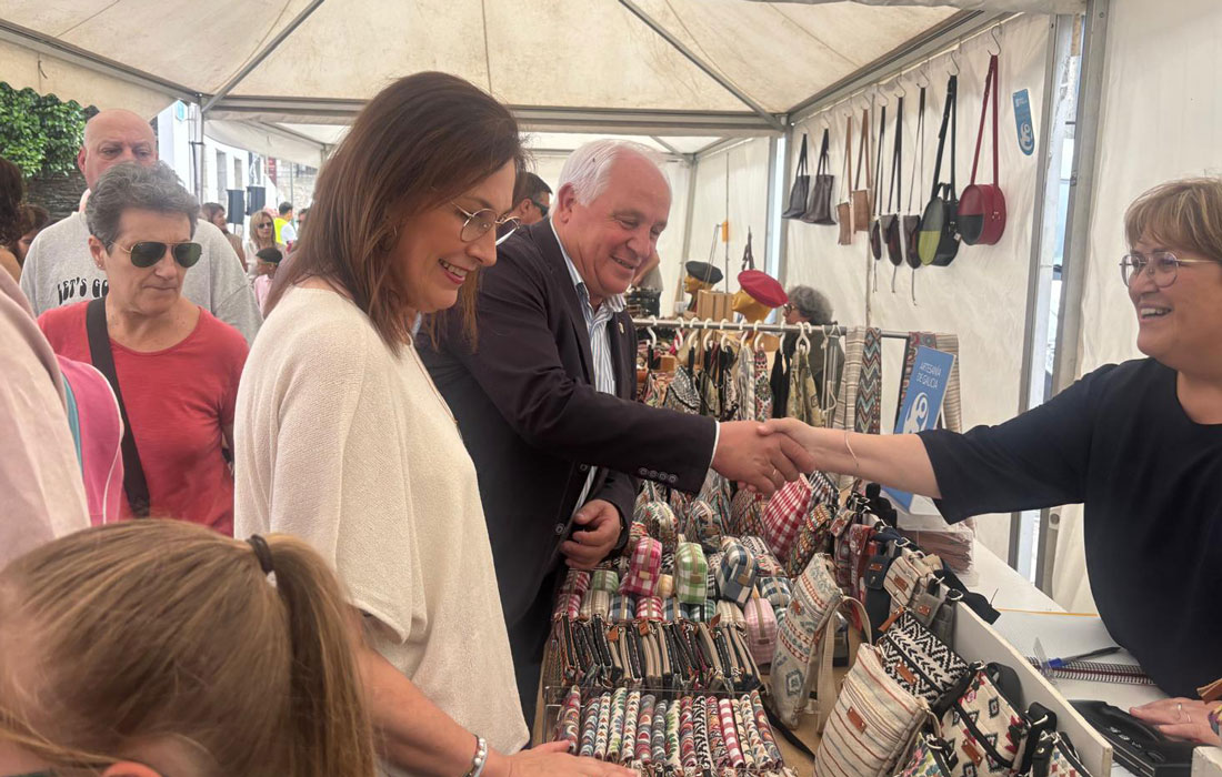 alcalde-Outeiro-de-Rei-Feira-Artesania