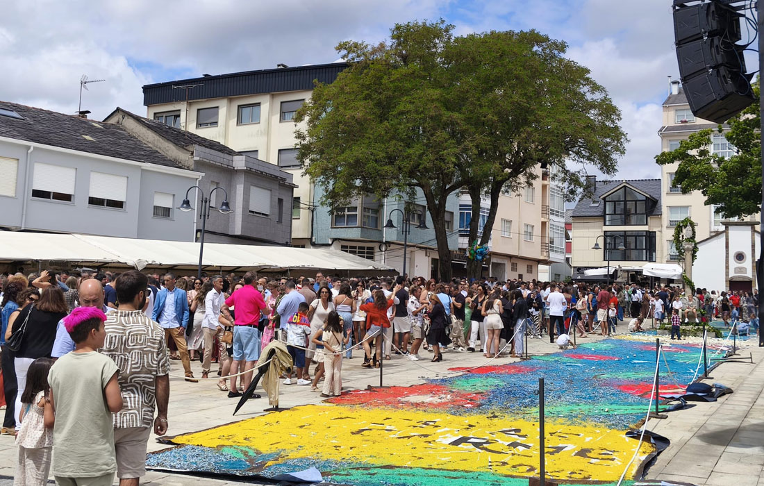 festas-do-carme-as-pontes-procesion-alfombra