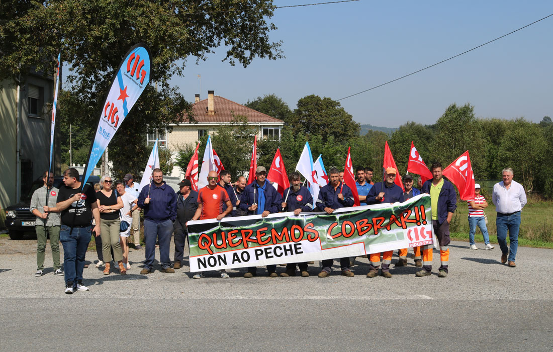 concentracion-de-traballadores-guitiriz