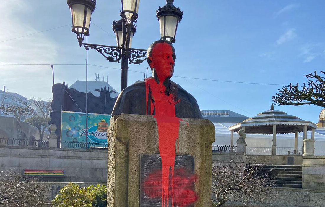 Busto-Fraga-Vilalba-vandalizado