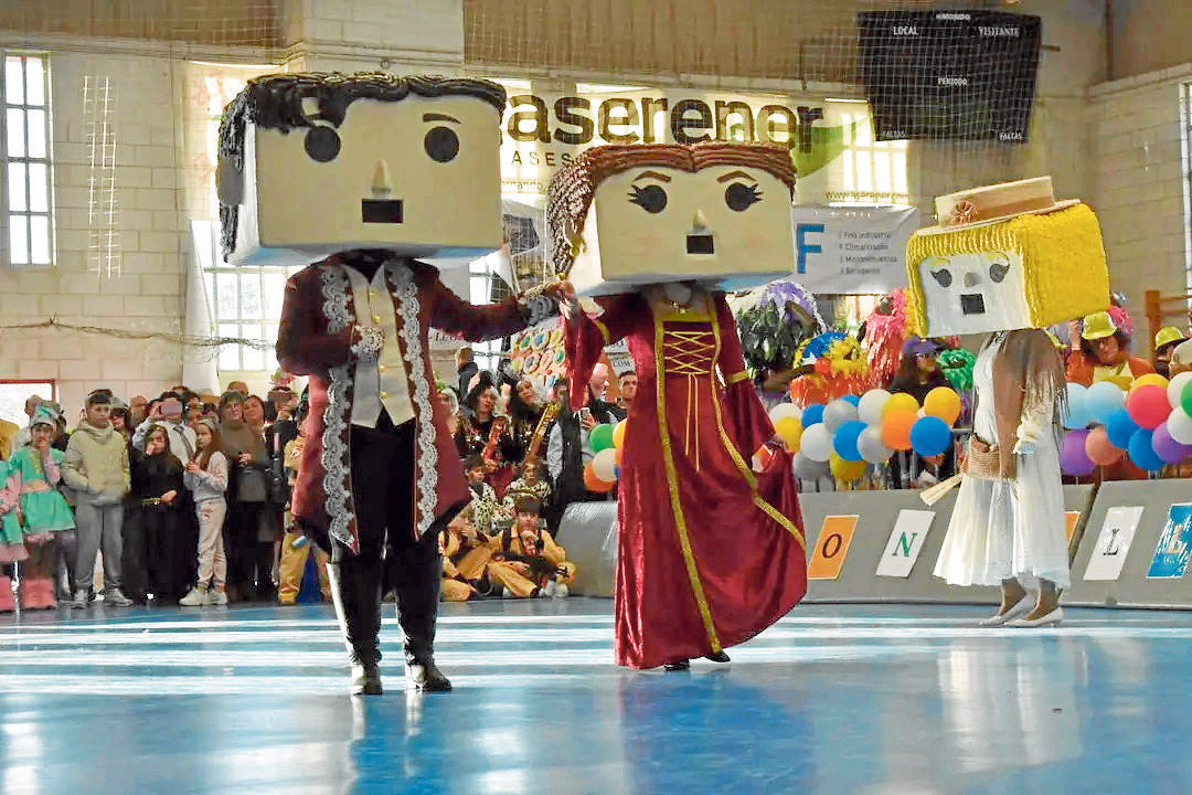 entroido-vilalba-arbol