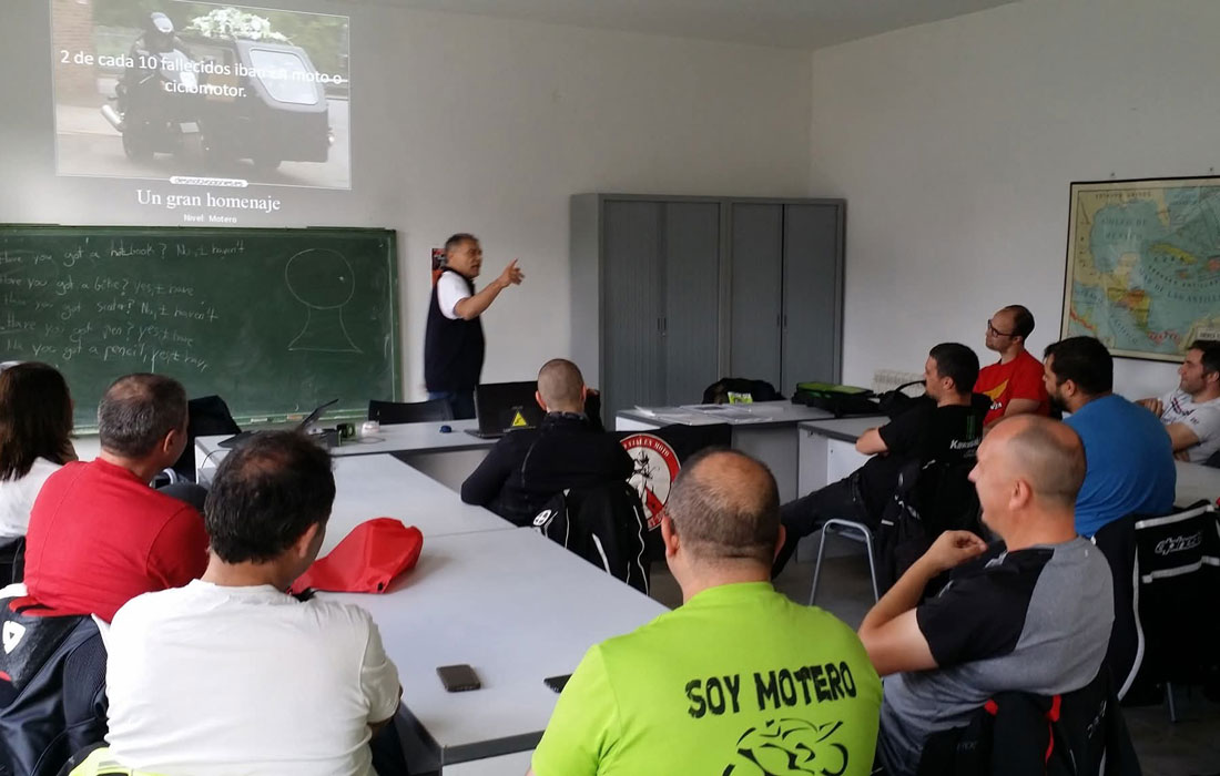curso-de-Técnicas-de-seguridad-vial-en-moto-Lugo