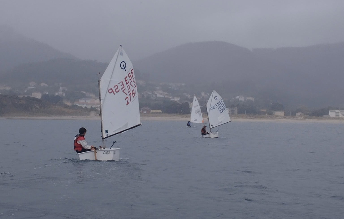 regata-vela-optimist