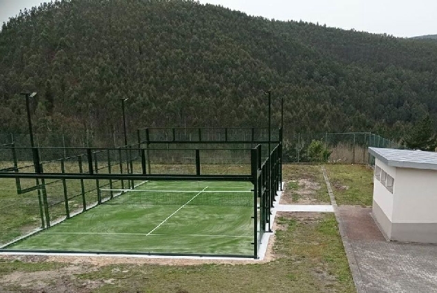 pista padel trabada