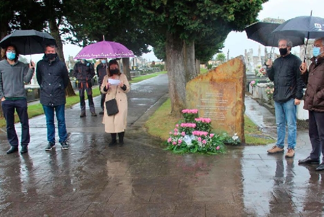 ofrenda floral Lugo cemiterio