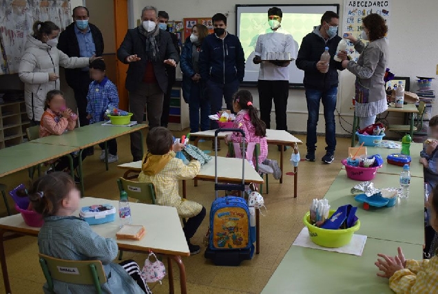 visita ceip terra cha almorzos froita leite