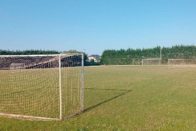 campo municipal da Devesa Ribadeo