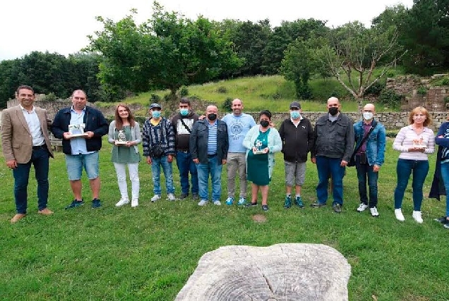 ganadores  XII certame de fotografía Cervo Respecta