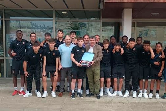 reconecemento cadetes pescados ruben ascenso division honra