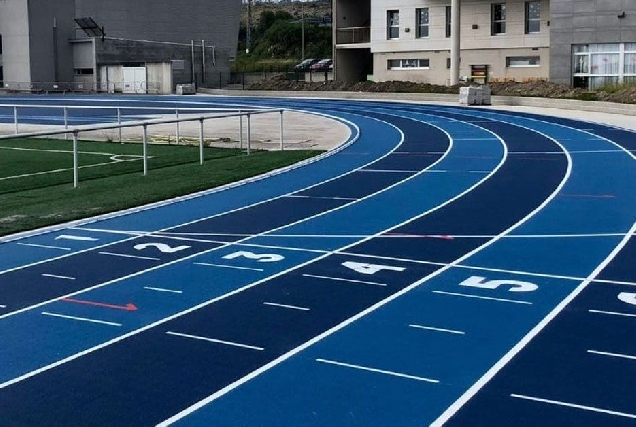 Estadio Municipal de A Veiga en San Ciprian atletismo sportflex