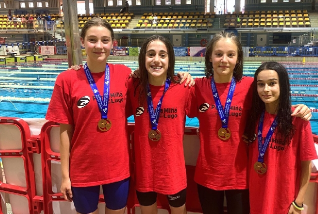 equipo alevin feminino natacion campionato espana