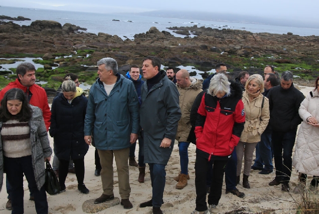 Besteiro Costa Morte marea plasticos praias 2024