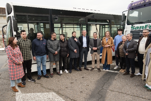 Ourense_Luis_Menor_Alfonso_Rueda_Fabiola_Garcia_Axudas_Carnet