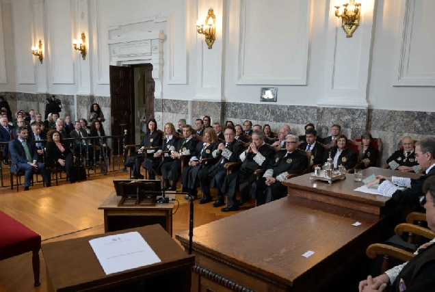 Acto de xura ou promesa das 14 xuízas da 72ª promoción da carreira xudicial na Coruña