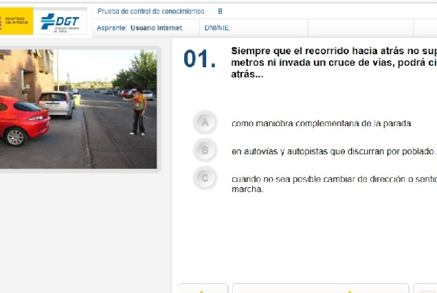 Imaxe dun test do exame teórico de conducir