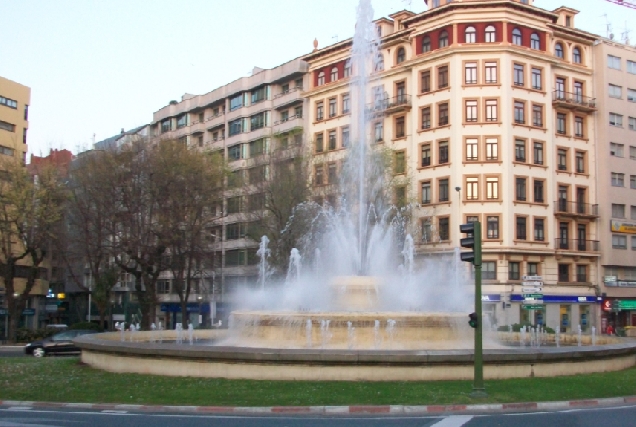 Imaxe da fonte de Cuatro Camiños na Coruña