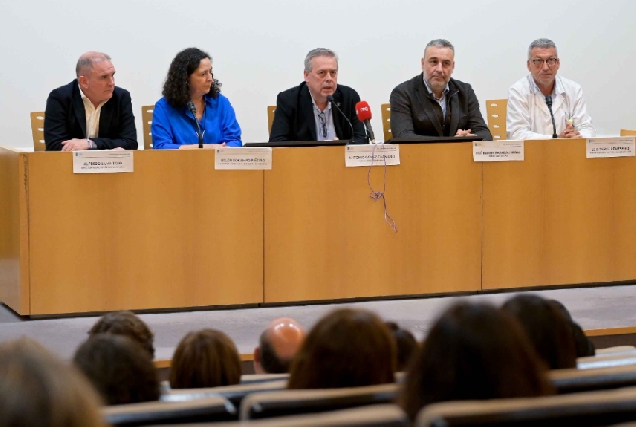 Imaxe da reunión do conselleiro de Sanidade no CHUAC