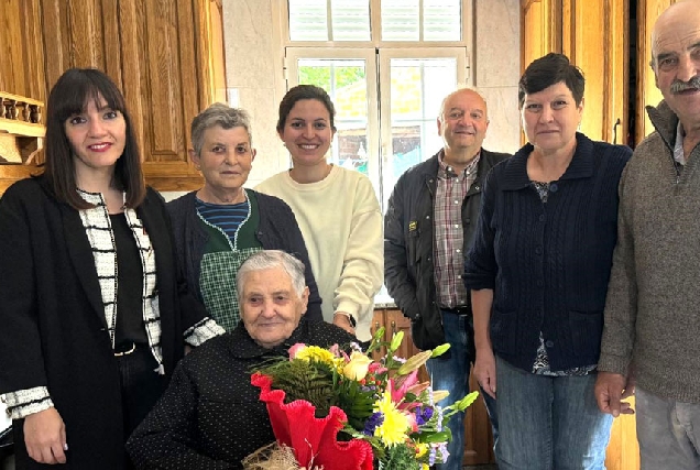 centenaria-julia-otero-marta-rouco-e-familia