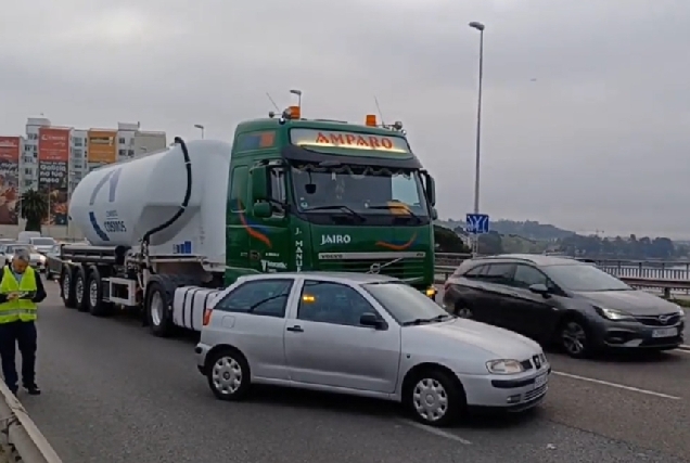 Imaxe da ponte da Pasaxe en Oleiros