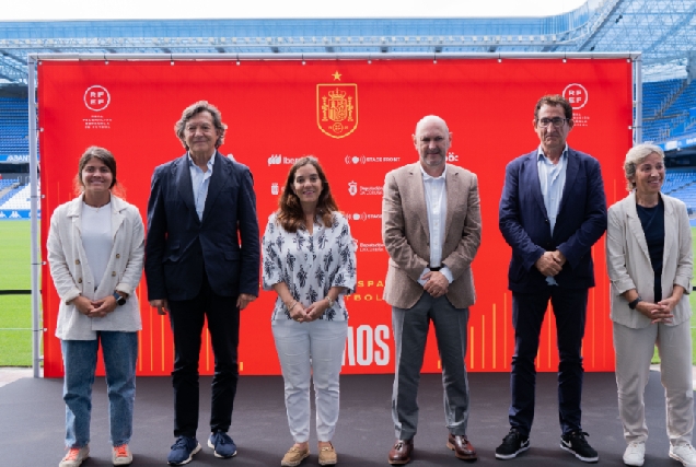 Imaxe da presentación do partido da Selección Feminina contra Bélxica na Coruña