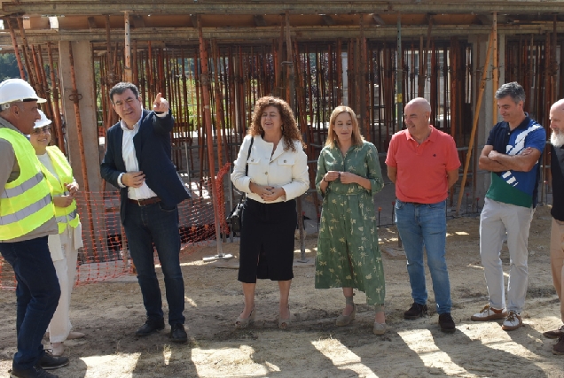 Román Rodríguez visita as obras de remodelación do CIFP Vilamarín
