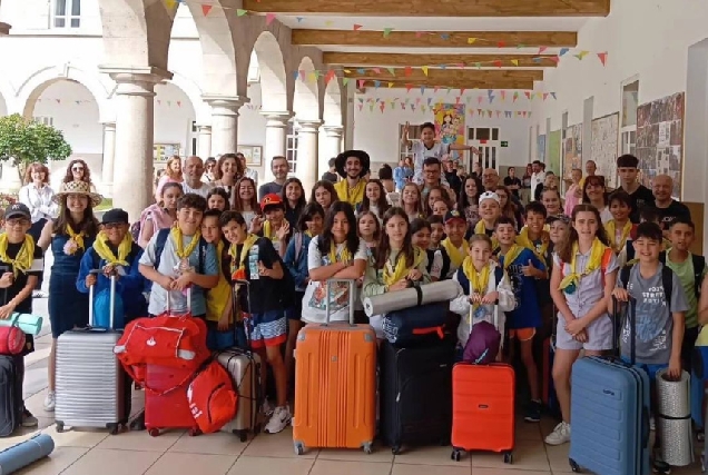 Un cento de rapaces e rapazas participan no Congreso ADS en Cambados