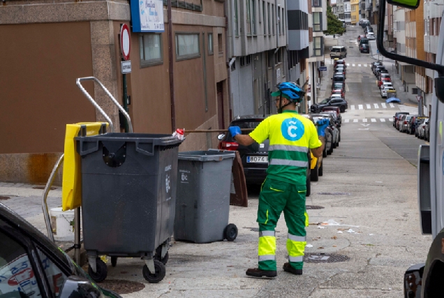 Imaxe da recollida de lixo na Coruña