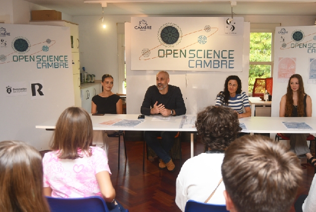 Imaxe da presentación do Open Science en Cambre