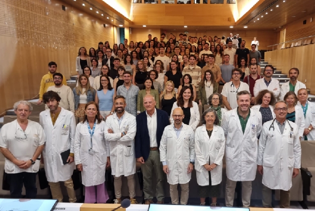 Imaxe dos estudantes de medicina no CHUAC