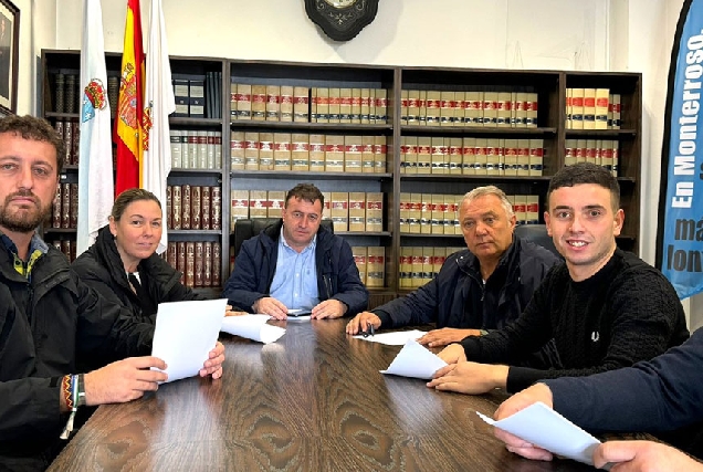 reunión-alcaldes-en-Monterroso