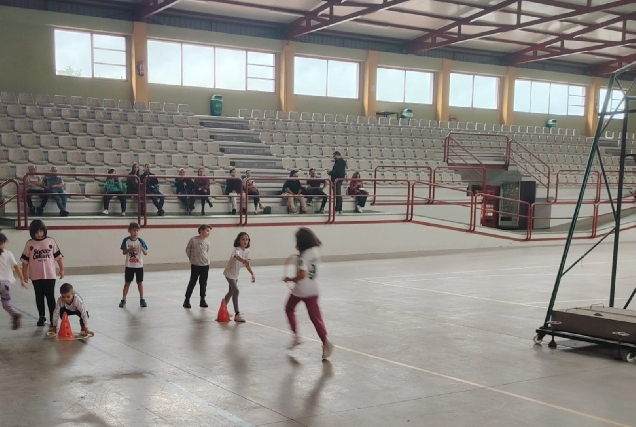 pavillon-pereiro-deportes-nenos