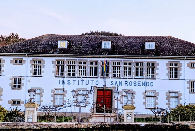 Ies-instituto-San-Rosendo-Mondonedo-