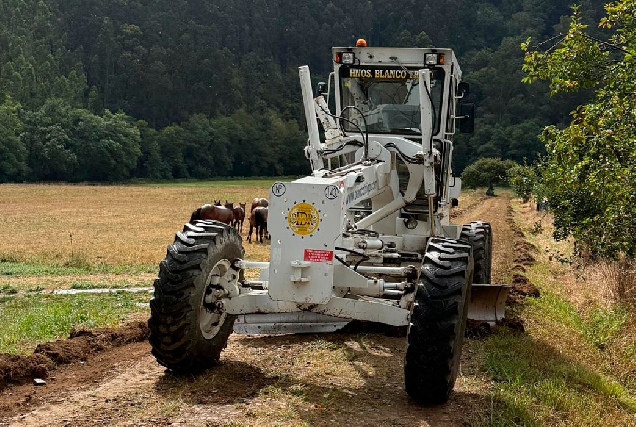 Tractor-desbrozar-rozar-campo