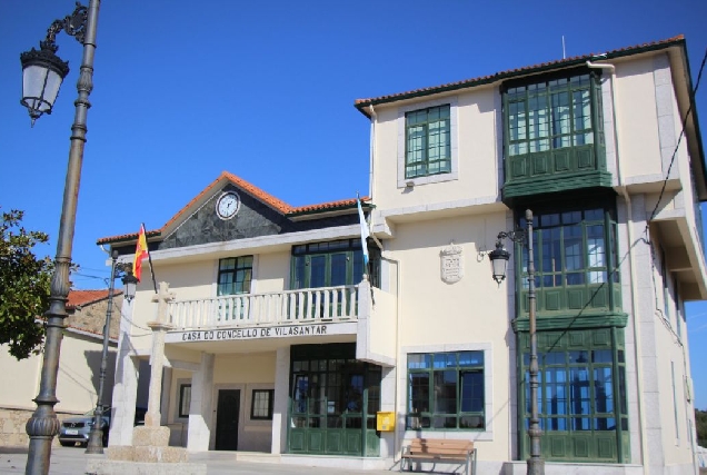 VILASANTAR casa concello (2)