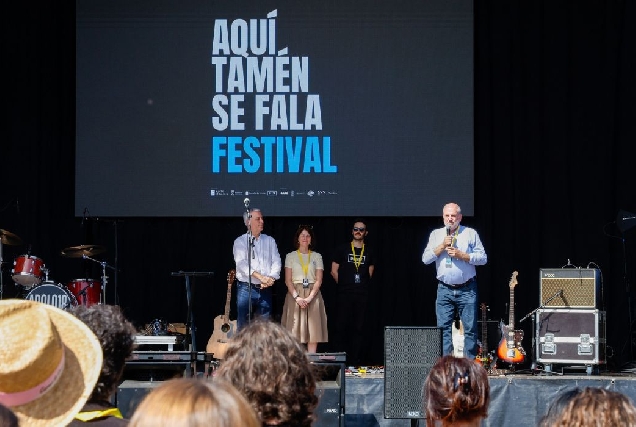 A CORUÑA aquí tamen se fala