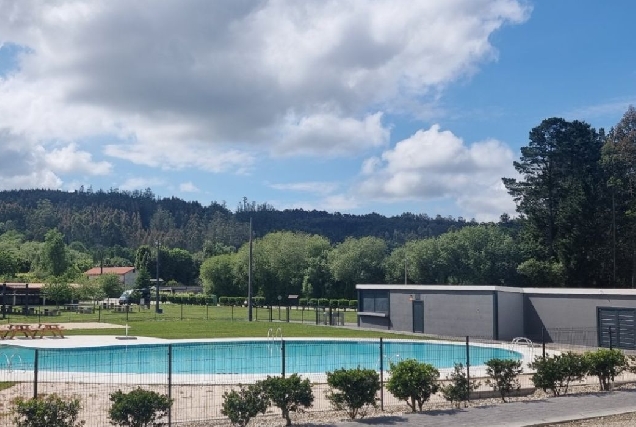 ABEGONDO piscina beche