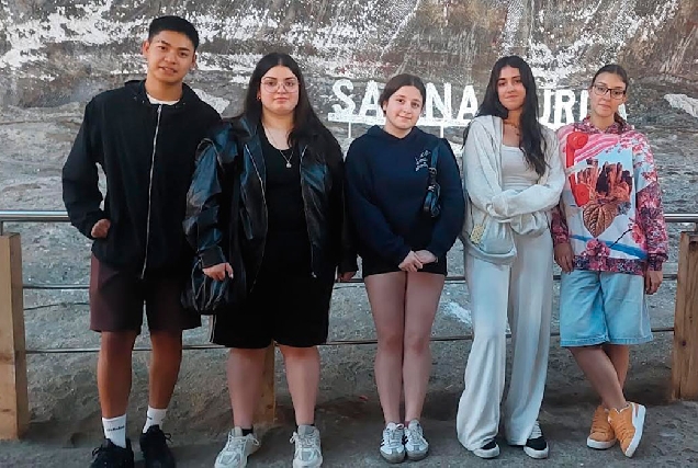 CERVO-APOIA-AO-ALUMNADO-CERVENSE-DO-IES-MONTE-CASTELO-PARTICIPANTE-NUN-INTERCAMBIO-ERASMUS+--romania