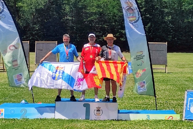 Cervo-Iadovi-Santi-Glez-Villares-campionato-veteranos-arco