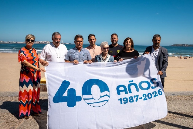 OLEIROS bandeira azul 40 años