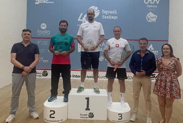 podio-miguel-arias-scuash-monforte